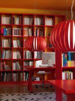 LZF Poppy in Rot Holzleuchte
