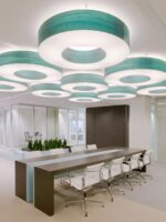 DesignOrt Berlin Saturnia LZF Furnierholzleuchte