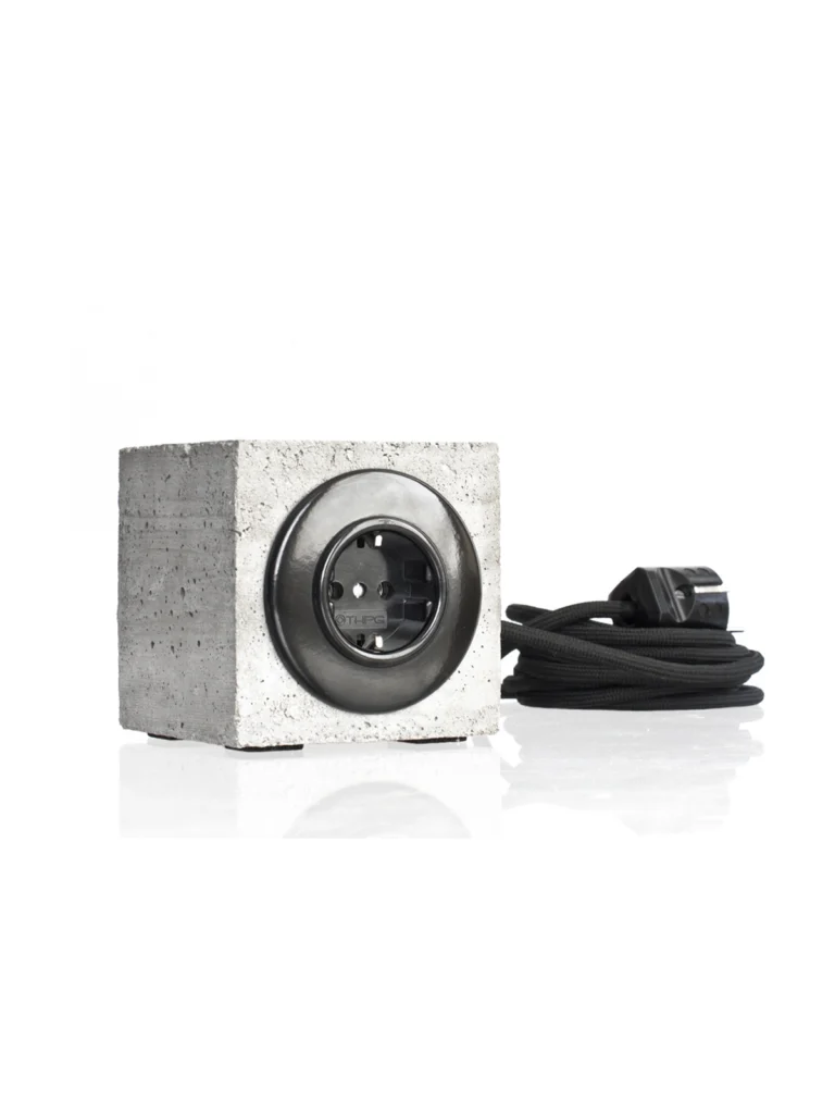 Plug³ moderne Verlängerungsschnur mit Stecker aus Beton #Berlin #Design