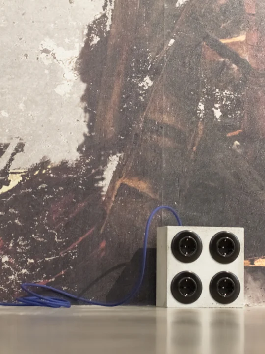 O Tetri Plug aus Beton onkto Berlin