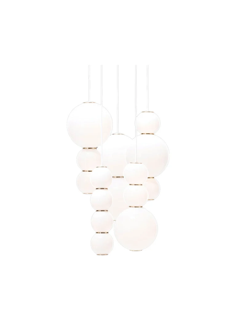 fünflammiger LED Lüster aus Opalglas Pearls Chandelier Formagenda