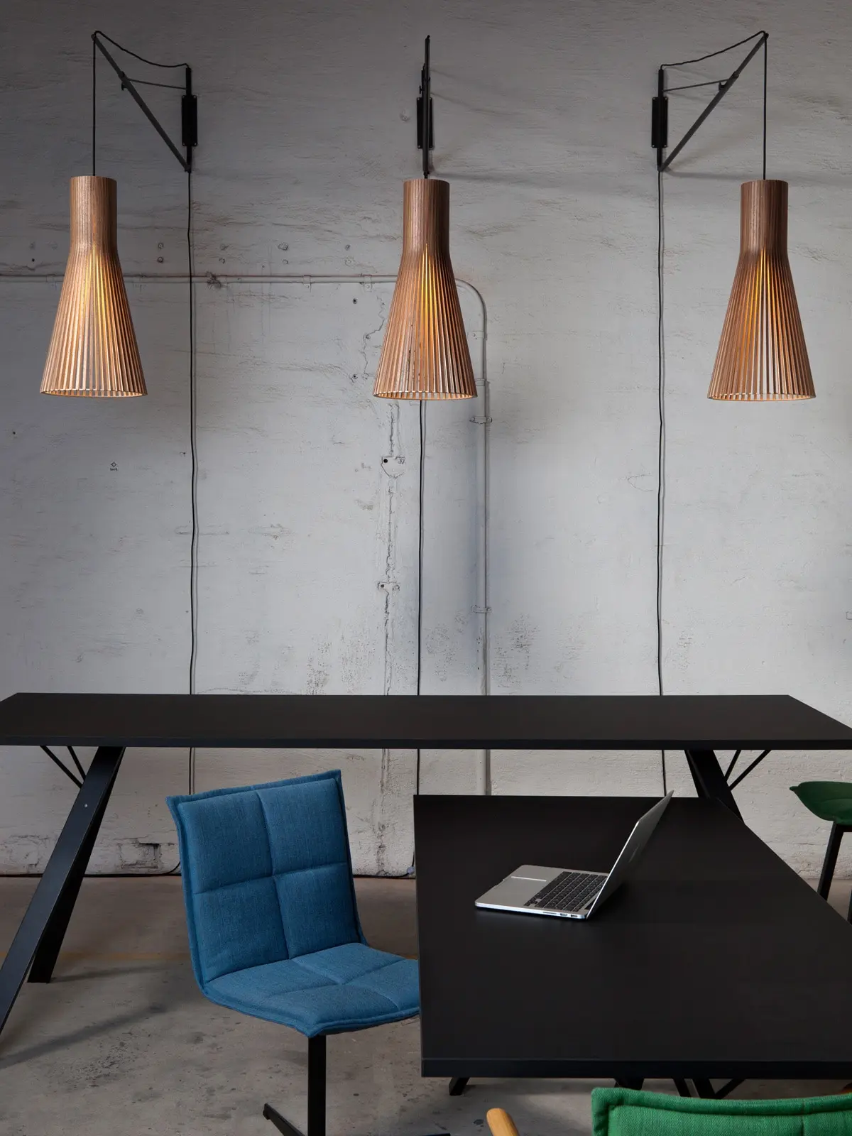 Wand Halterung für Secto Leuchten Varsi 1000 DesignOrt Blog: Die Designwelt von Secto Design Wand Halterung für Secto Leuchten Varsi 1000