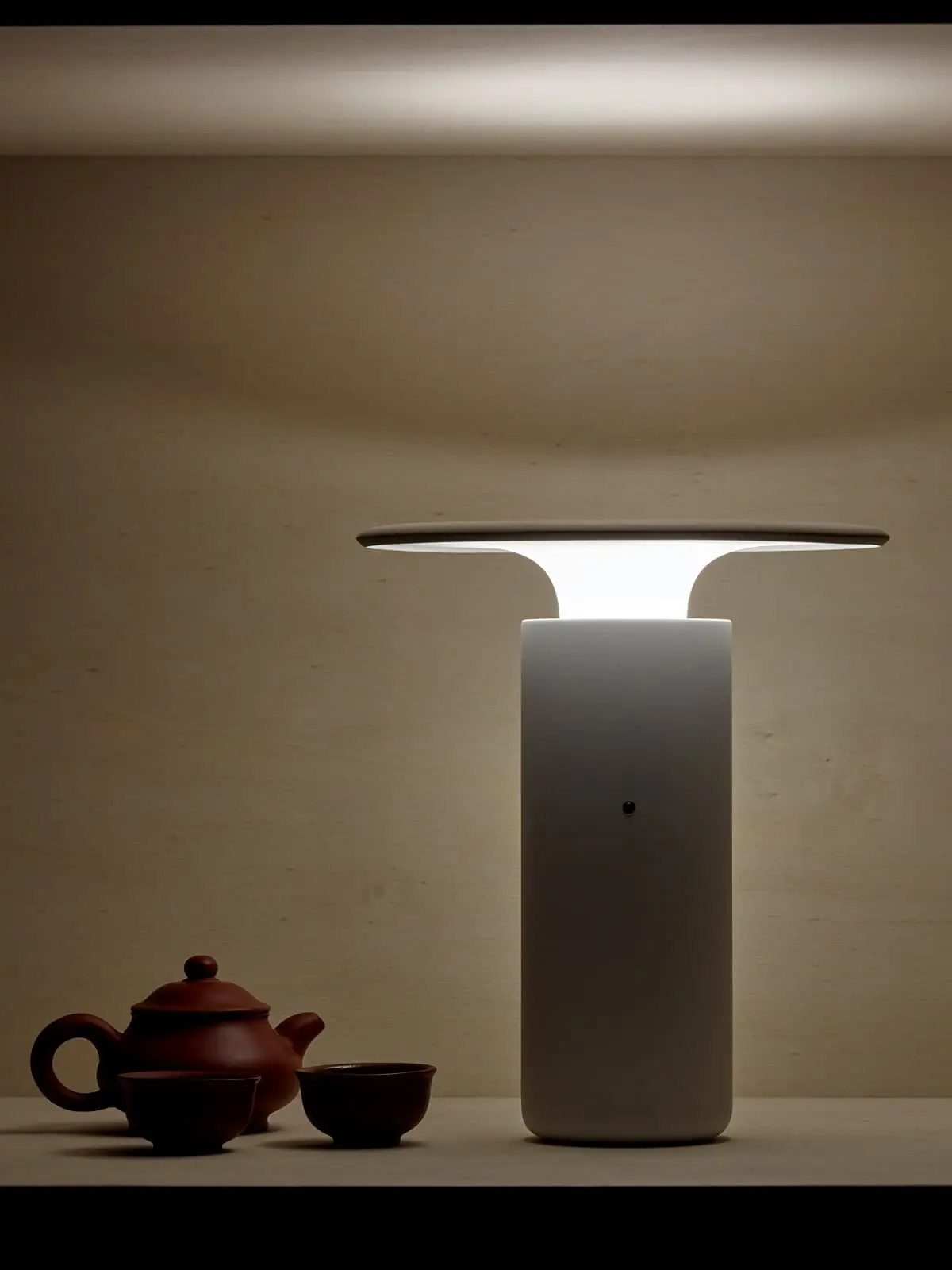 DesignOrt Blog: Trend: tragbare Leuchte Pottery Project Pott Nais DesignOrt Blog: Trend: tragbare Leuchte Pottery Project Pott spanische Keramik Lampe Nais Luis Eslava
