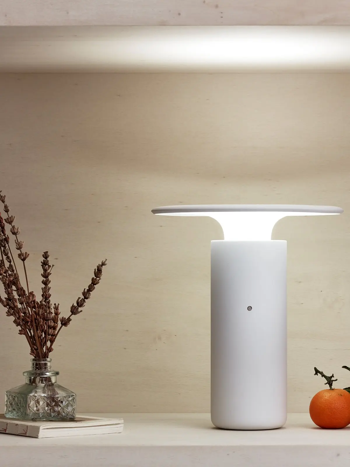 DesignOrt Blog: Designer im Portrait Nais Lampe Keramik Luis Eslava DesignOrt Blog: Designer im Portrait Pottery Project Pott spanische Keramik Lampe Nais Luis Eslava