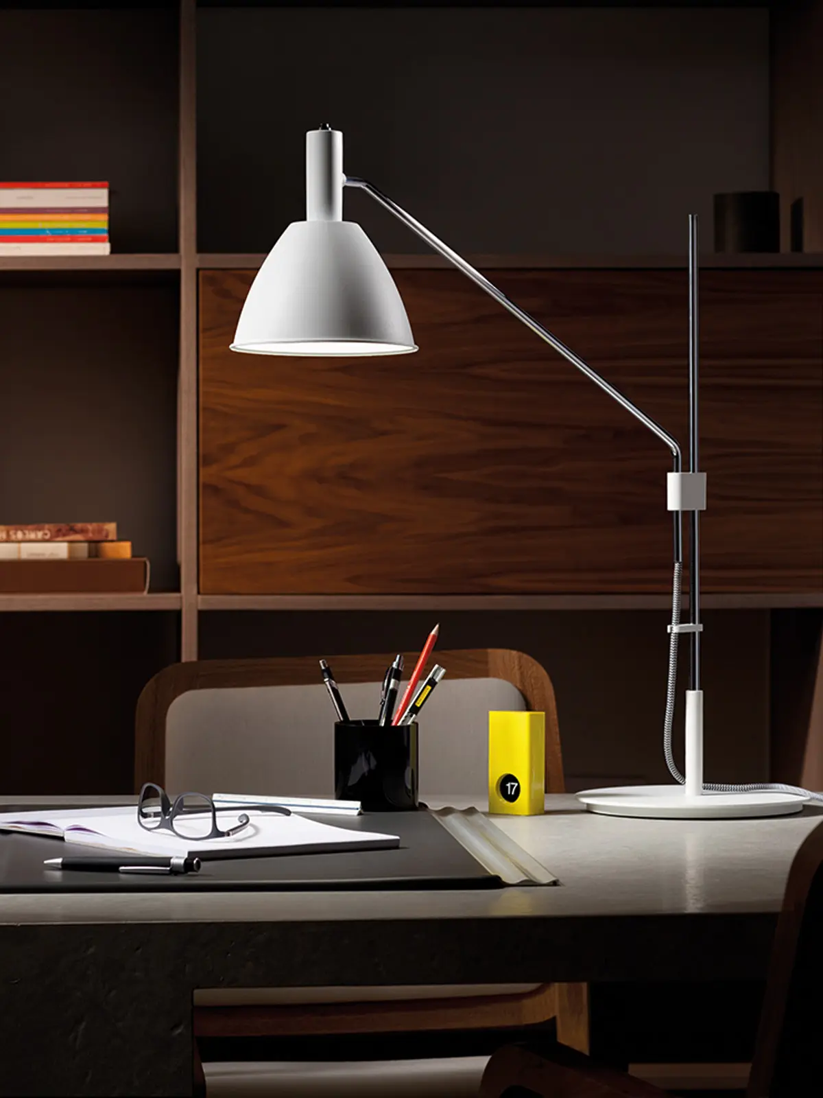 weiße Tischleuchte DesignOrt Blog: Schreibtischlampen Bauhaus T Lumini Tischlampe