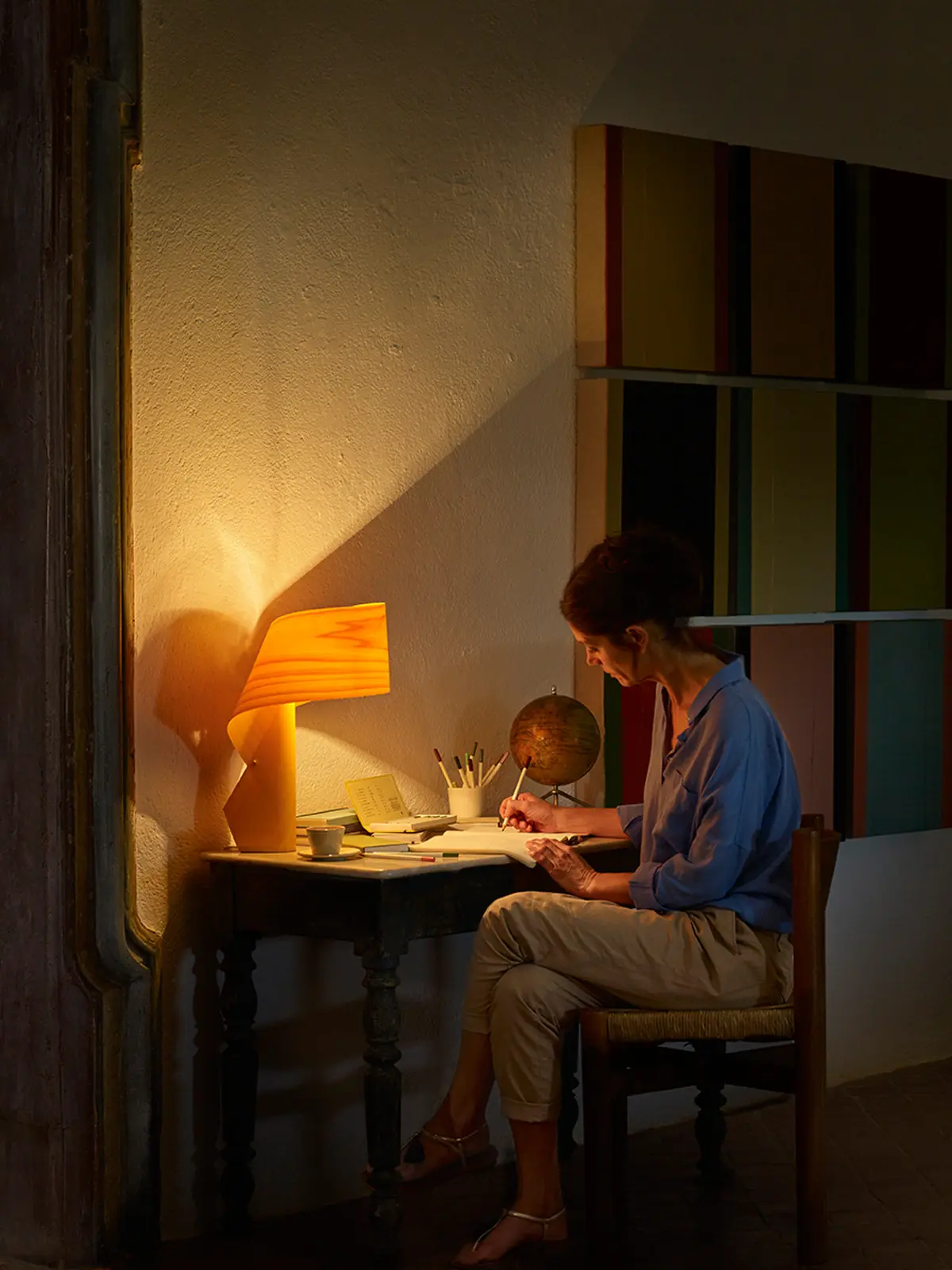 Holzleuchte Schreibtisch LZF DesignOrt Blog: LZF Lamps Air Tischleuchte aus Holz in 11 Farben