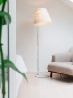 Scraplights Tilt White Stehleuchte Graypants