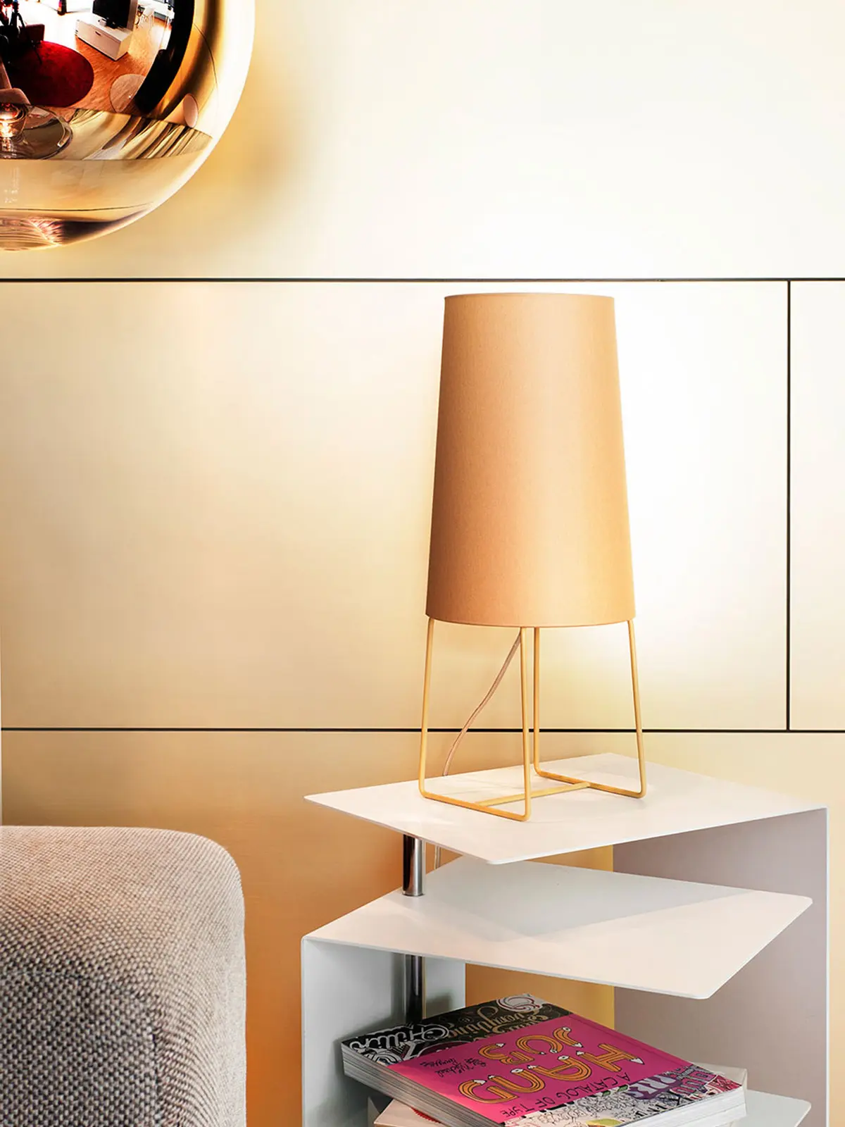 DesignOrt Blog: Designer im Portrait Felix Severin Mack Tischlampe mit Textilschirm Mini Sophie frauMaier DesignOrt Blog: Designer im Portrait Felix Severin Mack Tischlampe mit Textilschirm Mini Sophie frauMaier