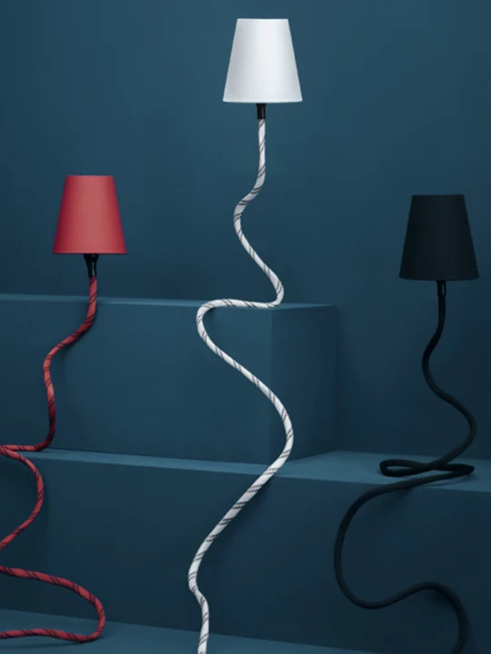 Design aus Berlin Climbing Lamp von Son of Nils