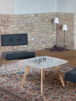 Climbing Lamp im Wohnzimmer Son of Nils Design aus Berlin