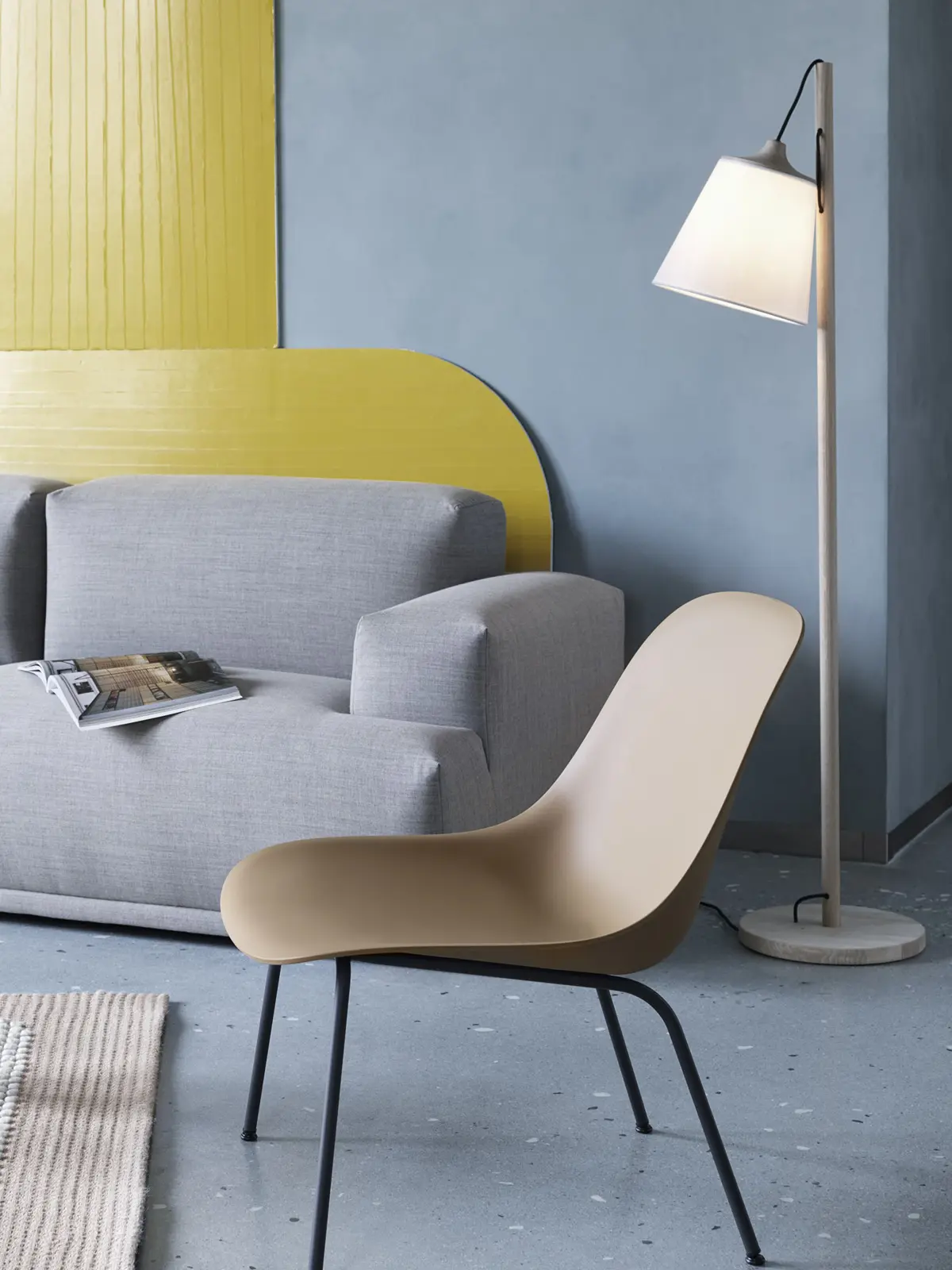 Stehleuchte, Innermost, Pull in Eiche, Design: whatswhat DesignOrt Blog: Designerleuchten mit variablem Lampenschirm Muuto Pull Stehleuchte