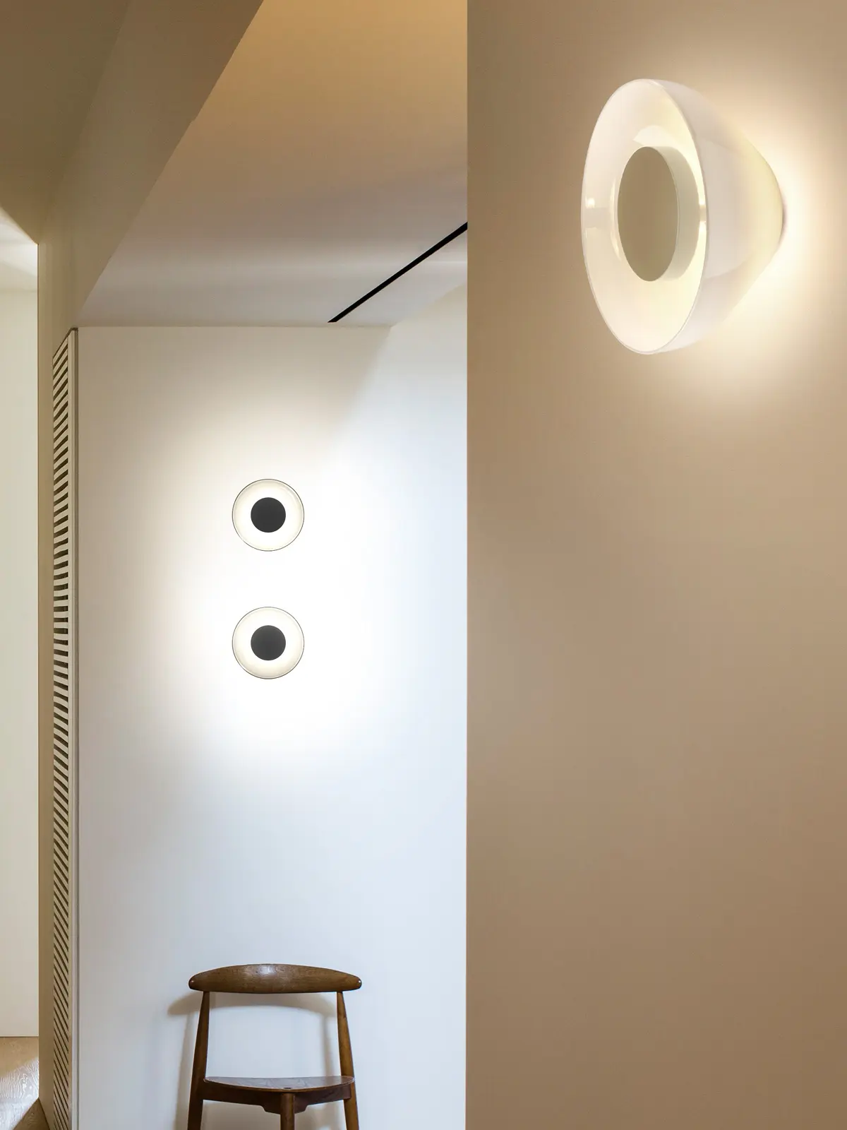 Wandlampen aus Glas DesignOrt Blog: Marset Aura Wandleuchte aus mundgeblasenem Glas DesignOrt Onlineshop Lampen Leuchten Berlin