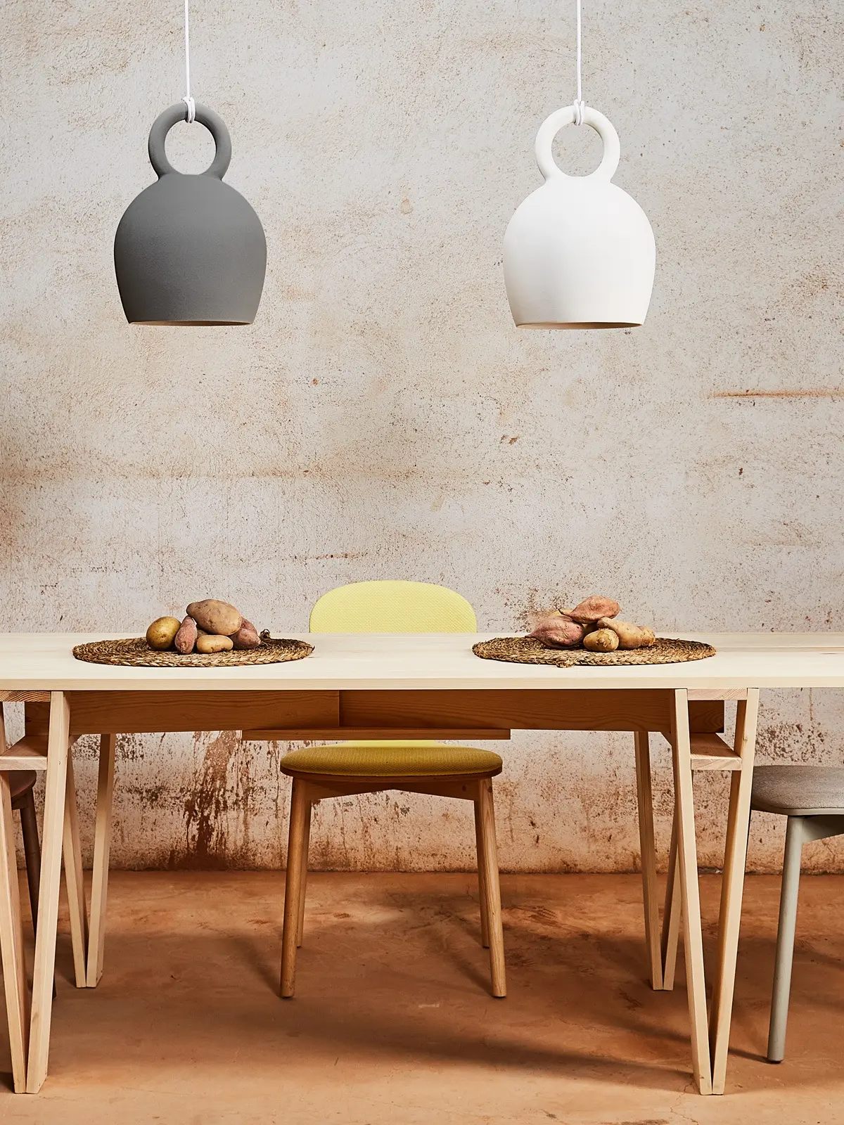 Cato Leuchten über Tisch DesignOrt Blog: Calo 30 Tischleuchte Keramik Designort Berlin Lampenladen
