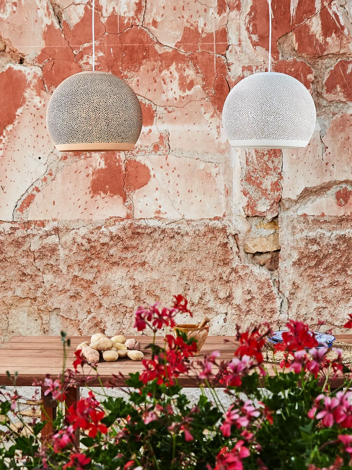 SpongeUp Pott Leuchten aus Keramik DesignOrt Berlin Lampen