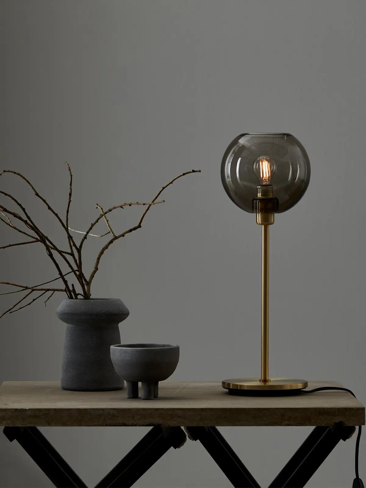 Belid Gloria T Tischleuchte mit Glasschirm DesignOrt Onlineshop Lampen Berlin