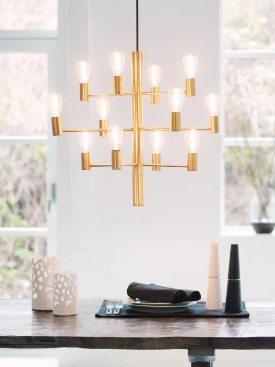 Herstal Manola 12 Kronleuchter skandinavisch Lampe Onlineshop DesignOrt Berlin