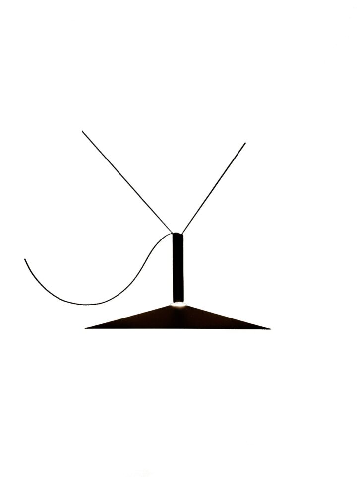 Marset Milana Counterweight Leuchte DesignOrt Berlin Lampen Onlineshop