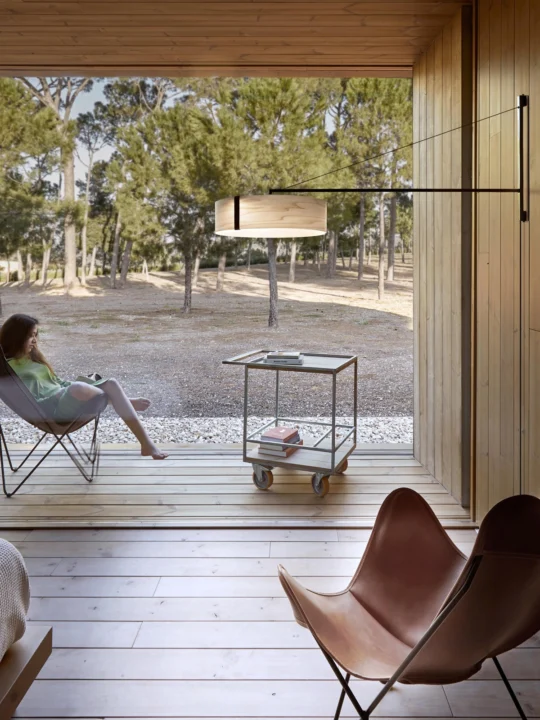 Thesis W schwenkbare Wandleuchte LZF Lamps DesignOrt Lampen Berlin