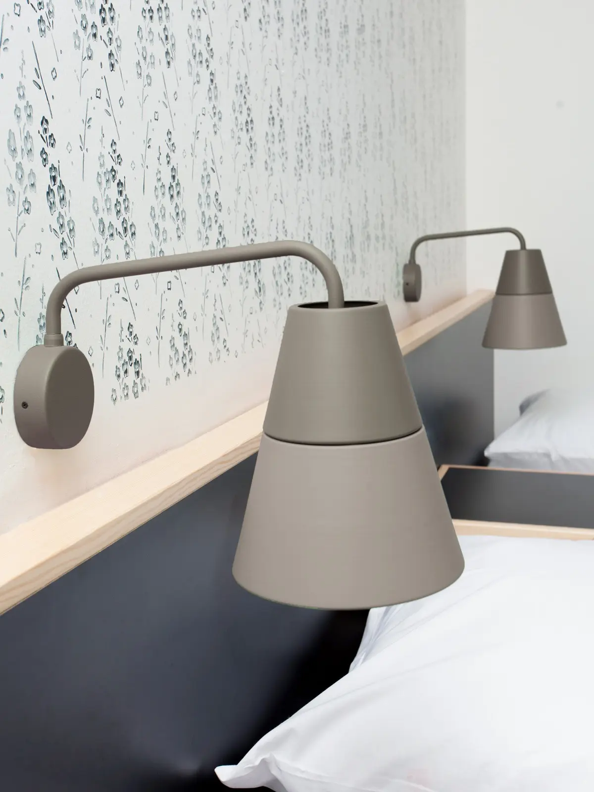 ili ili W Systemleuchte Grupa Products DesignOrt Lampen Onlineshop Berlin Prenzlauer Berg