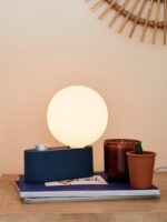 Tala Alumina Tischlampe mit mundgeblasenem Leuchtmittel DesignOrt Lampen Berlin