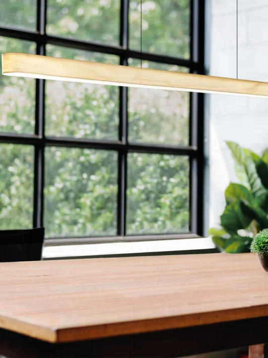 LZF I Line waagerechte Leuchte aus Holz DesignOrt Lampen Berlin