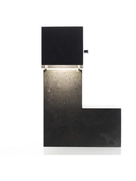 Monolight Leuchte aus Beton Handarbeit Design aus Berlin onktokathu