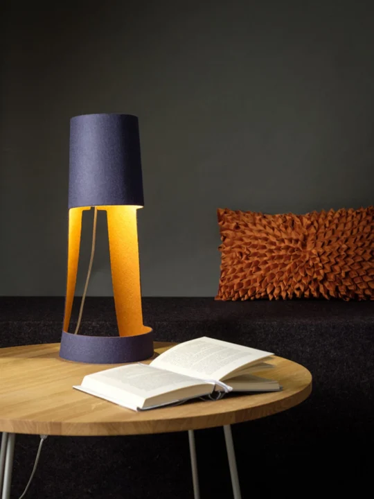 Domus Mia Lampe aus Filz DesignOrt Onlineshop Leuchten Berlin