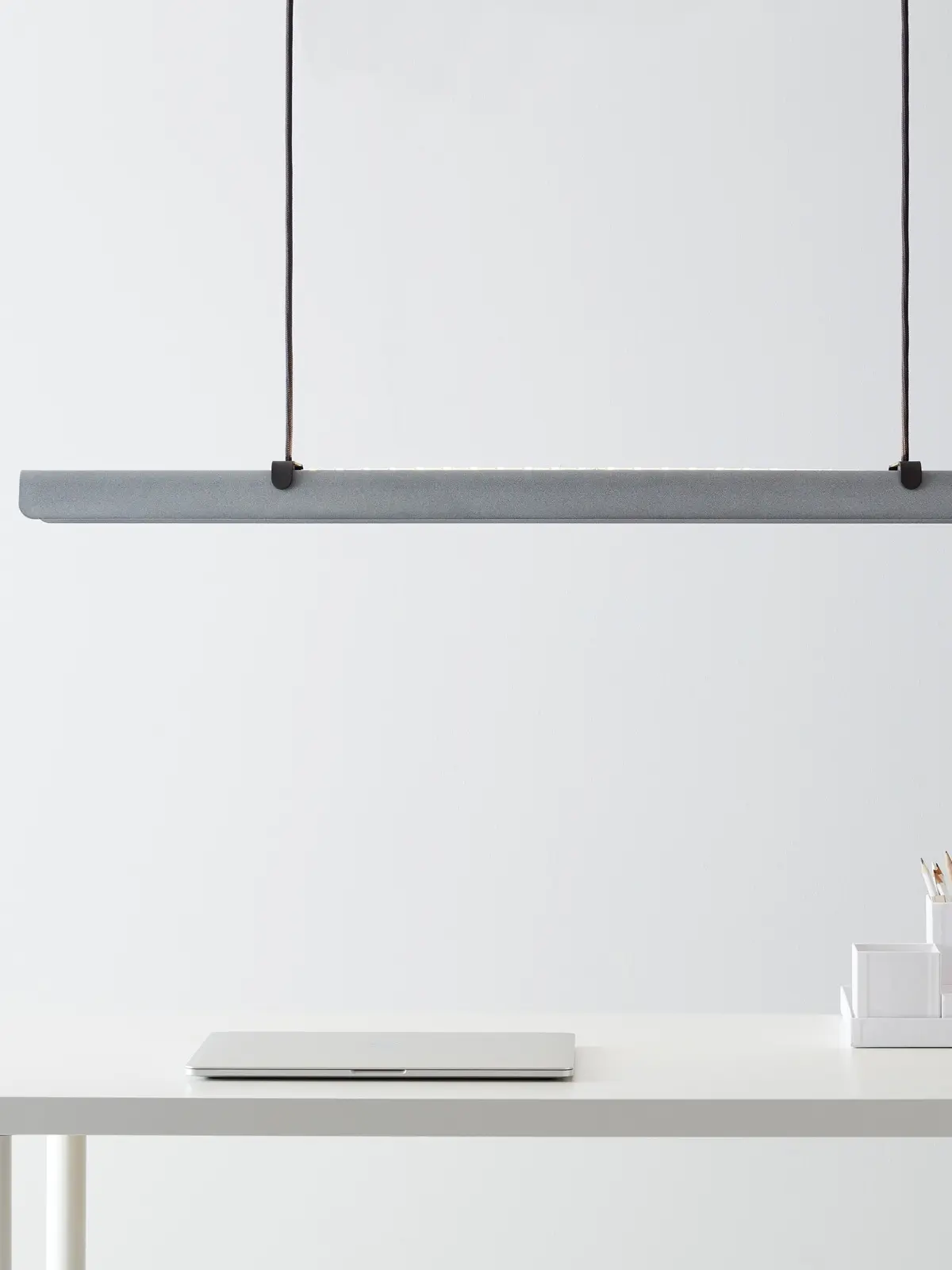 Belid Fold Office Pendant lang flach Pendelleuchte Schreibtisch skandinavisch dänisches Design
