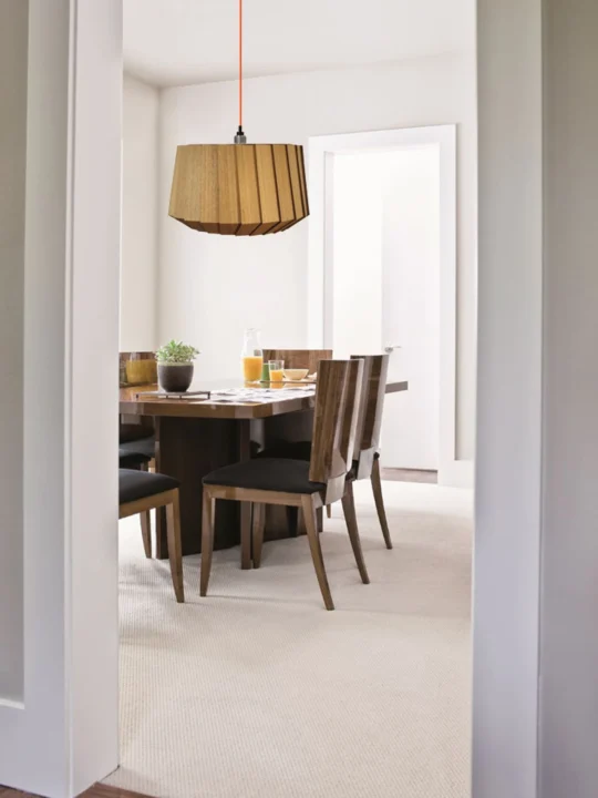 OYNEE lights LAMmina Holzleuchte Handarbeit