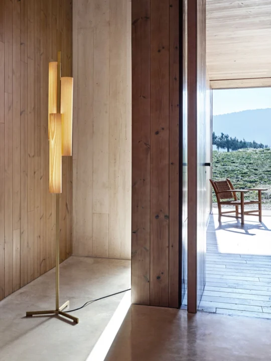 LZF Lamps Black Note F Stehleuchte mit drei Lampenschirmen