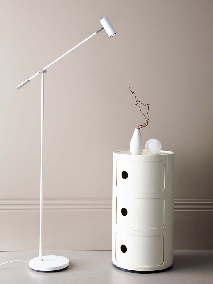 Belid Cato Stehleuchte zum Lesen skandinavische Lampe