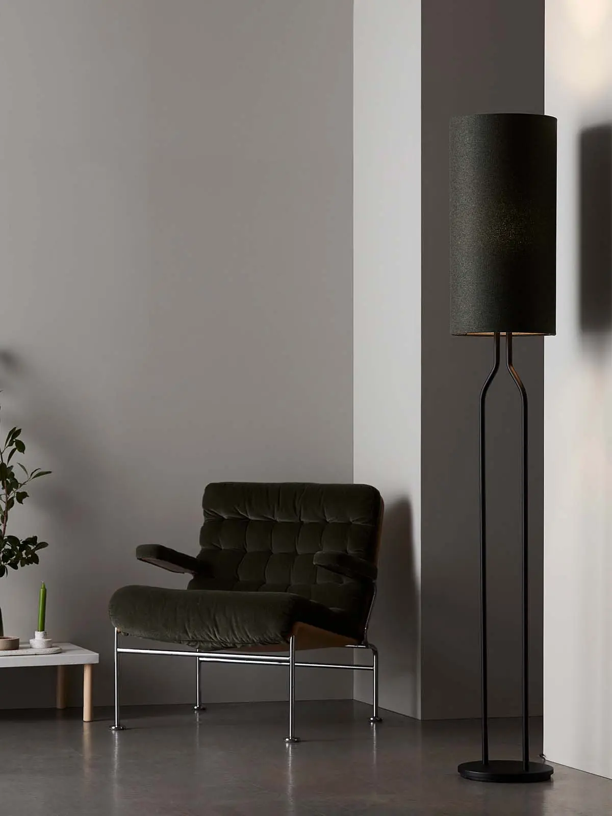 Belid Fuse Stehleuchte mit Lampenschirm aus Wolle online kaufen