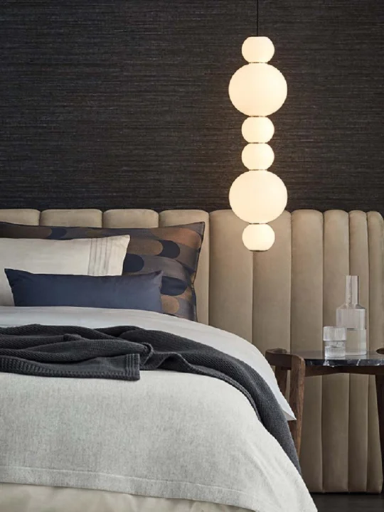 Formagenda Pearls Double Lampe am Bett