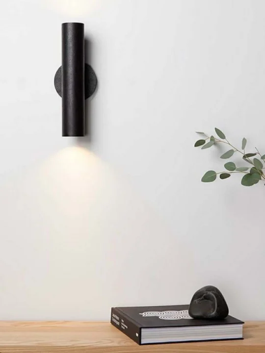 Lineare Wandleuchte Zylinder Uplight Downlight Roest von Graypants