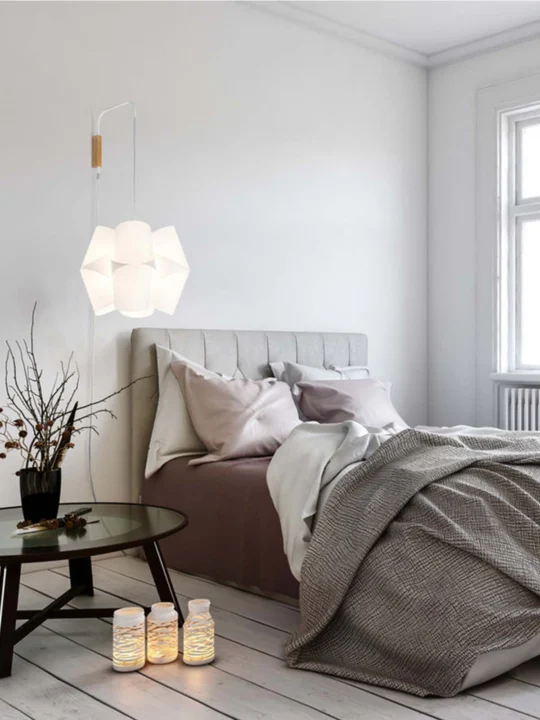 Schwenk Arm Leuchte am Bett Julii Wandarm Domus Licht