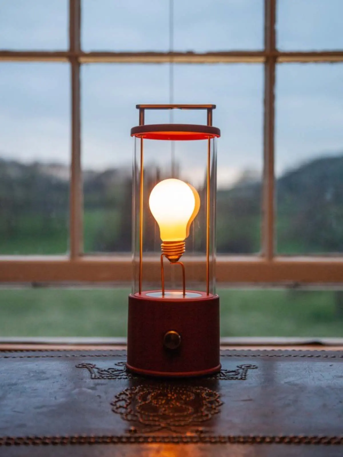 The Muse Akkuleuchte Pomona Red Tischlampe zum Aufladen Rot