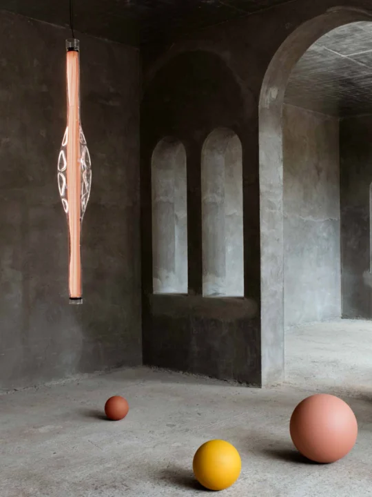 Vertikale Linienlampe Dune Vertical LZF Lamps Designerleuchte Onlineshop Lampen Berlin DesignOrt