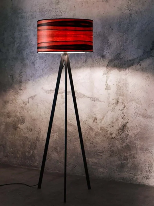 dreibeinige Stehleuchte online kaufen Tineo Holz von Leuchtnatur