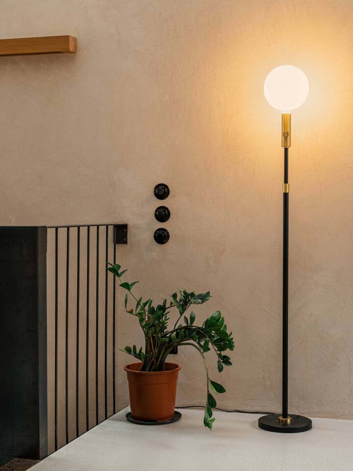DesignOrt Onlineshop Beleuchtung Stehleuchte Poise Floor Tala UK Lampe