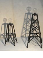 zwei Stehleuchten aus gelochtem Metall Design aus Berlin