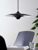 flache moderne Pendelleuchte skandinavisch LOOM Design Moja LED Leuchte