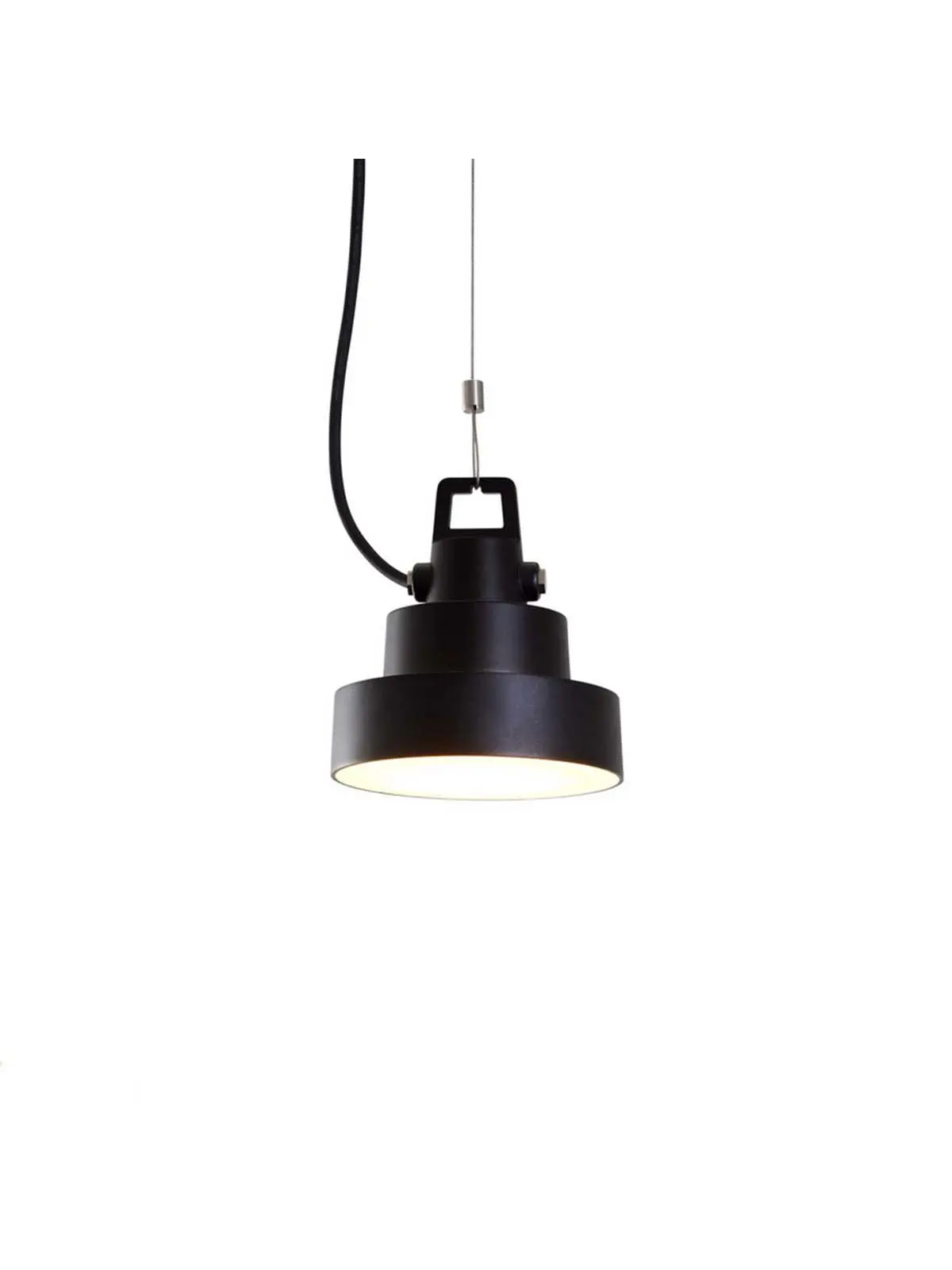 Plaff-on! S Pendelleuchte von Marset Designerleuchte im Industriestil DesignOrt