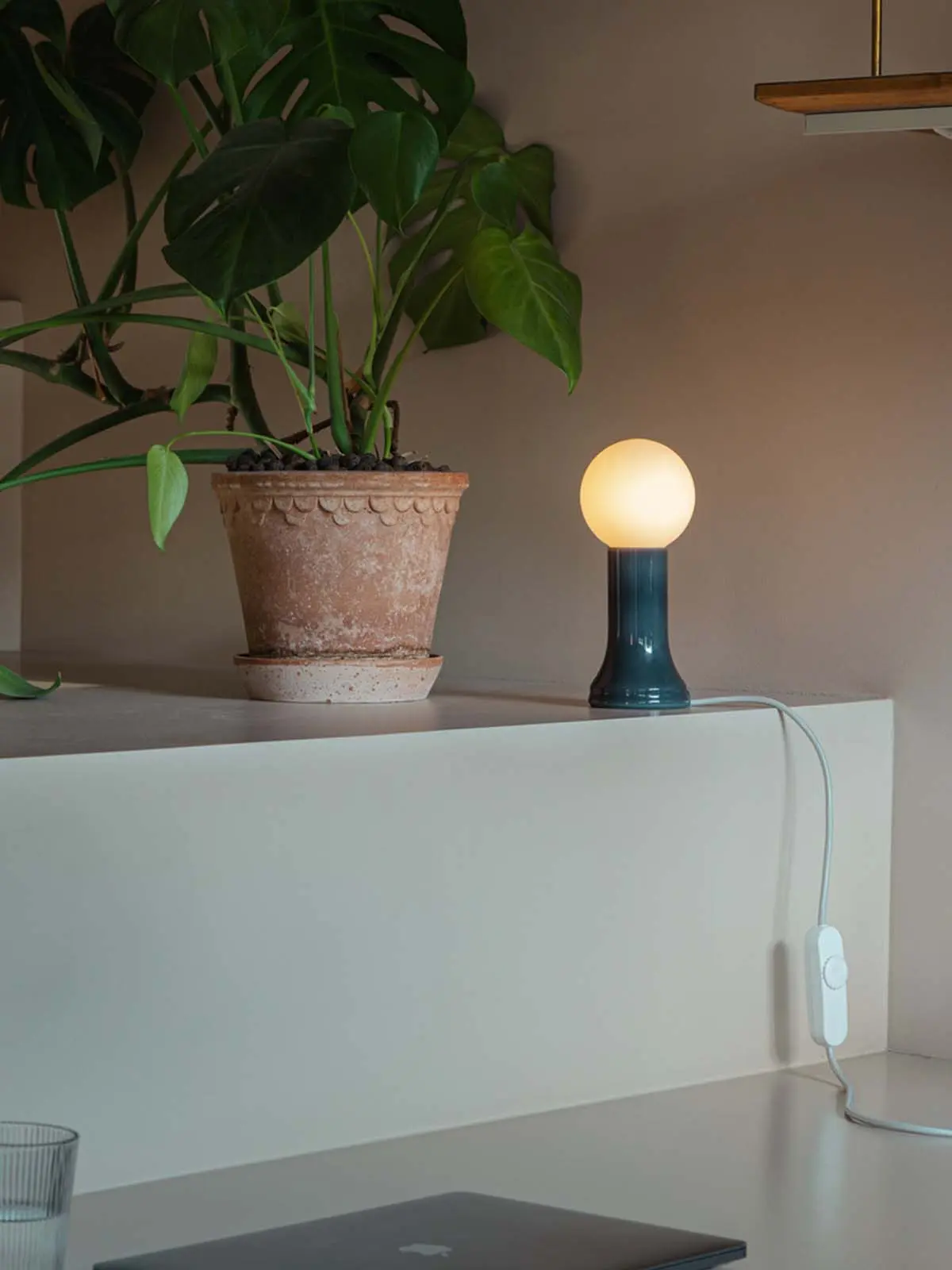 dimmbare Tischlampe Shore von Tala UK Tischlampe online kaufen DesignOrt Lampen Berlin