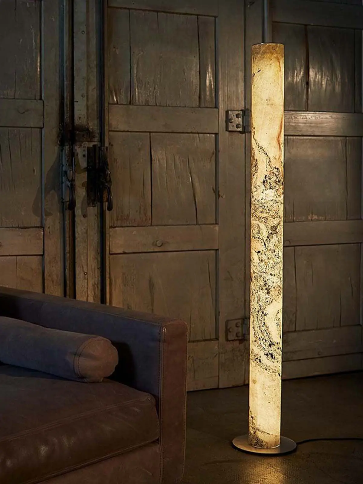 dekorative Lichtsäule Handarbeit von LeuchtNatur Clolumna Stehlampe DesignOrt