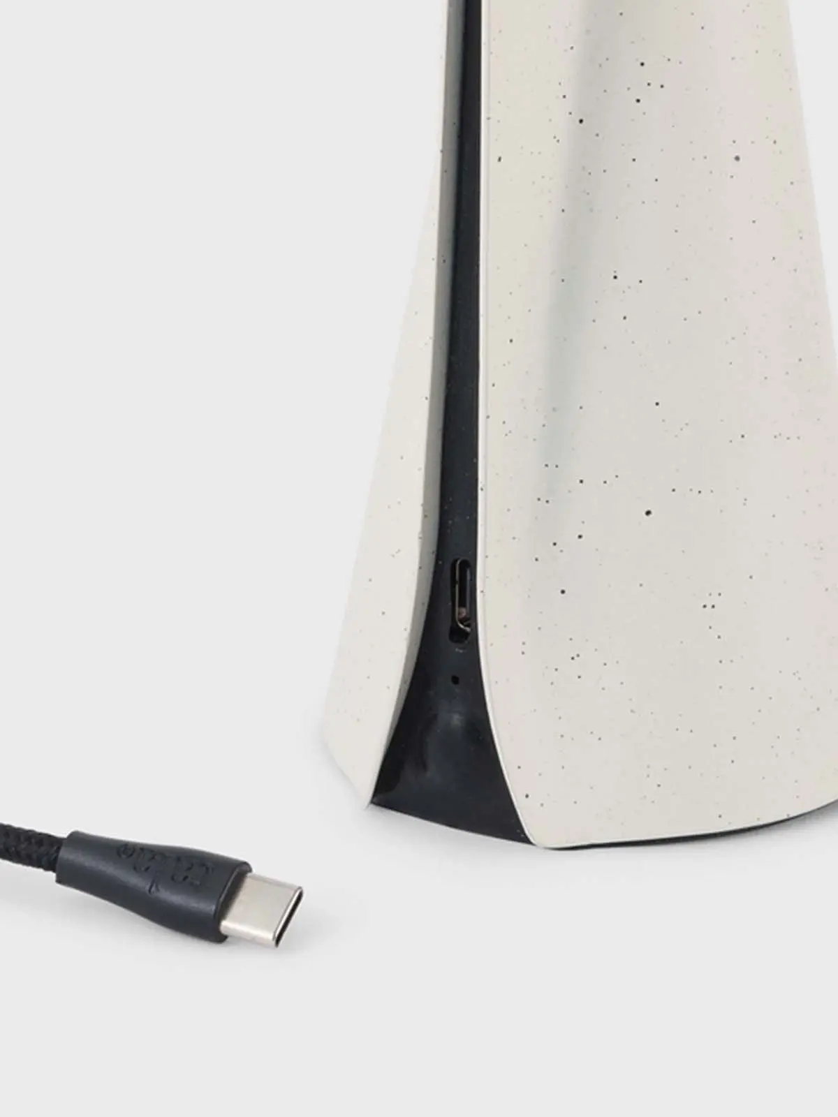 Detail Tischleuchte Mantle Lamp Tischleuchte von Tala zum Aufladen online kaufen DesignOrt