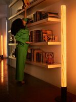 Lichtsäule online kaufen LZF Lamps Estela Floor Stehleuchte Holzfurnier