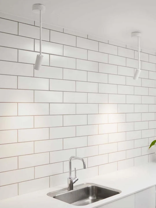 LED Leuchte Wandlampe Pendelleuchte LOOM Design Iris Wall Ceiling bei DesignOrt