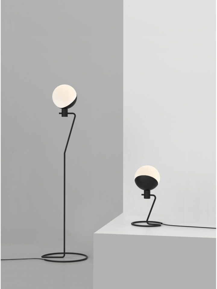 GRUPA Baluna Tischleuchte in modernem Interieur