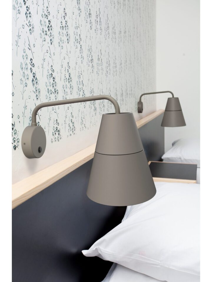 GRUPA Ili Ili Wandleuchte in modernem Interieur