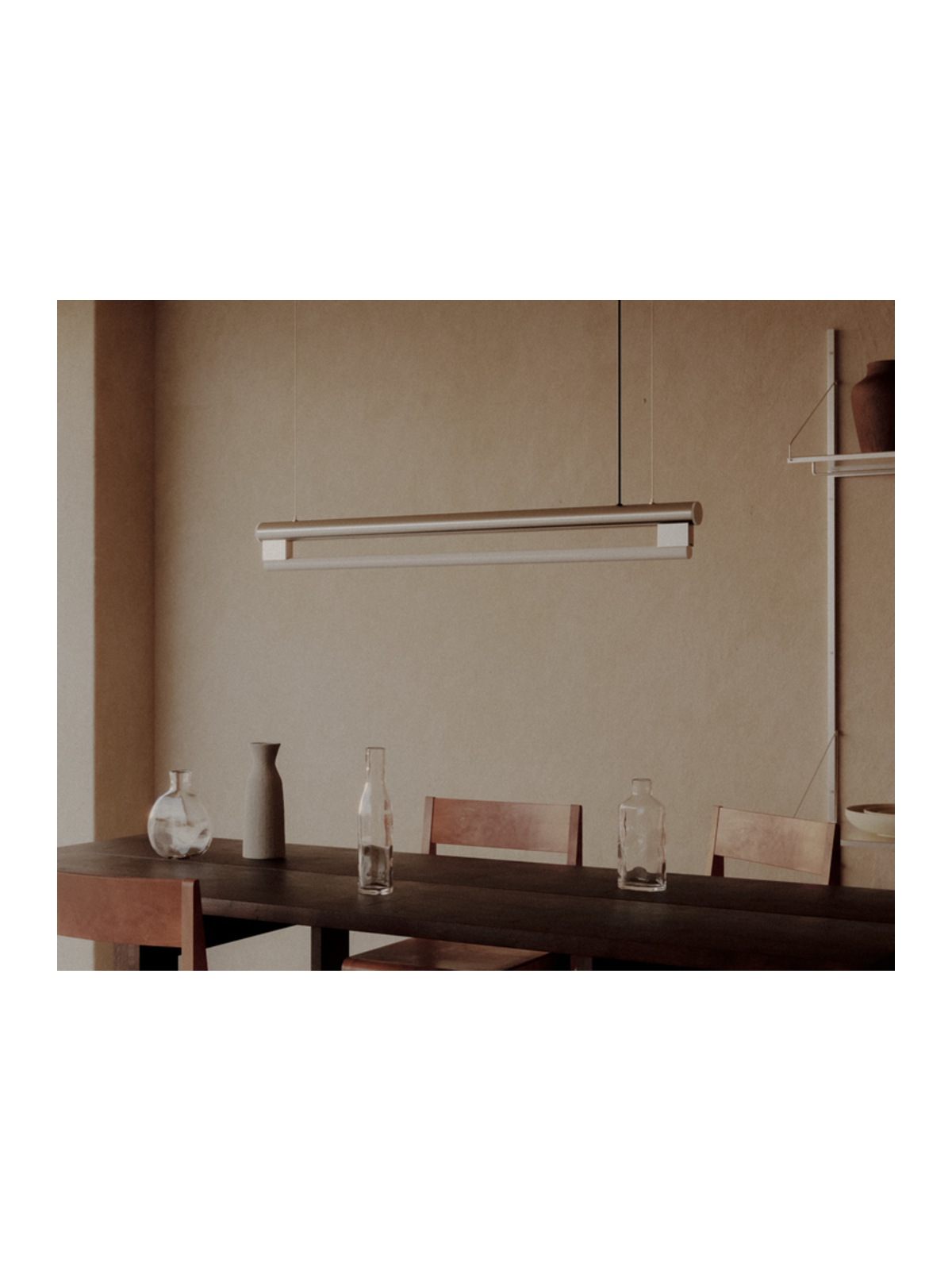 FRAMA Leuchten – Eiffel Pendelleuchte Edelstahl im modernen Interieur bei Designort